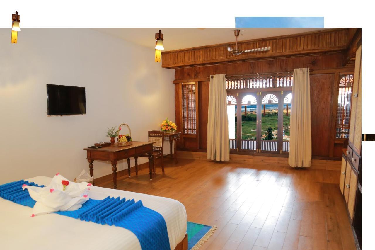 فندق Ayursoma Ayurveda Royal Retreat كوفالام المظهر الخارجي الصورة